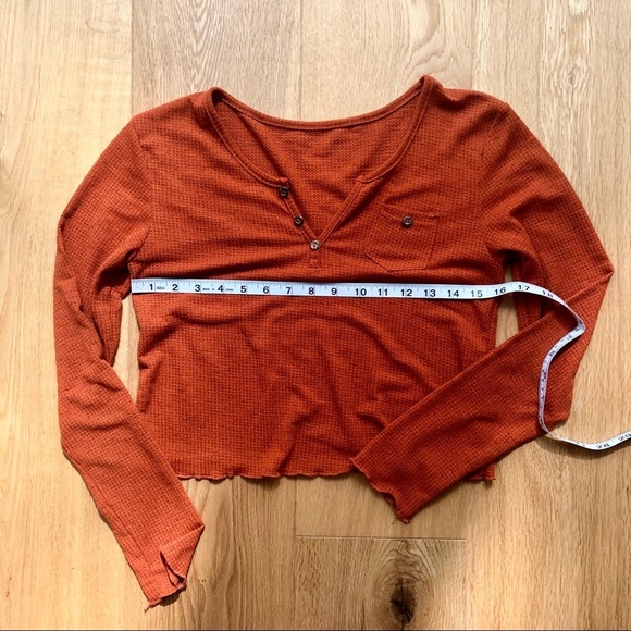 Crop Top Long Sleeves Orange Tee - S - Picture 7 of 12
